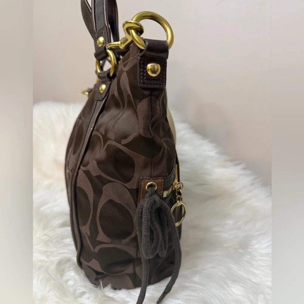 Coach Brown Signature Tote with Contrast Cream Strap#F13843